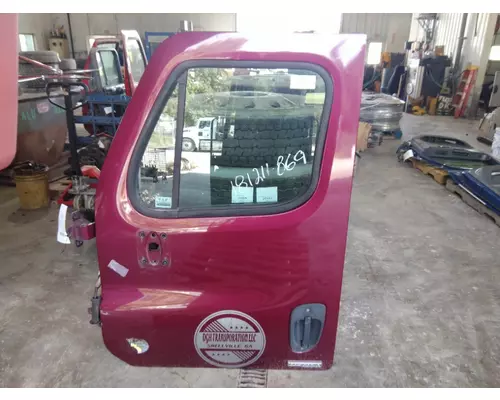 FREIGHTLINER CASCADIA 113-125 DOOR ASSEMBLY, FRONT