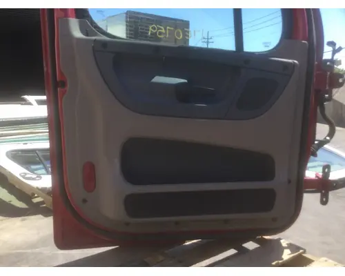 FREIGHTLINER CASCADIA 113-125 DOOR ASSEMBLY, FRONT