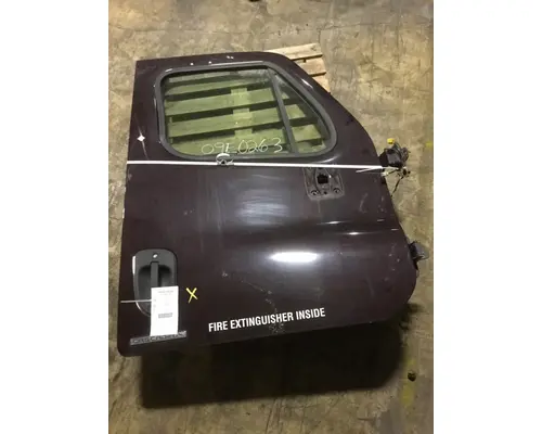 FREIGHTLINER CASCADIA 113-125 DOOR ASSEMBLY, FRONT