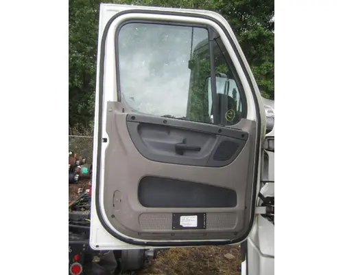 FREIGHTLINER CASCADIA 113-125 DOOR ASSEMBLY, FRONT