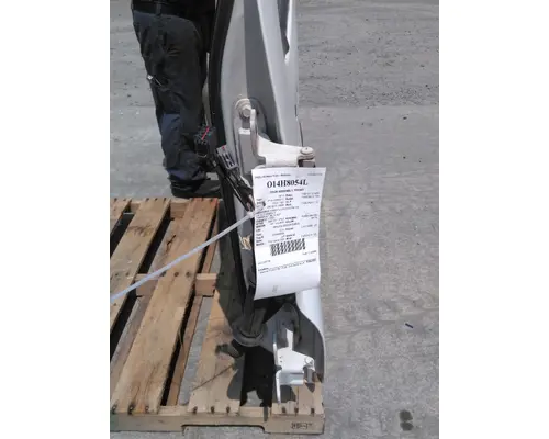 FREIGHTLINER CASCADIA 113-125 DOOR ASSEMBLY, FRONT