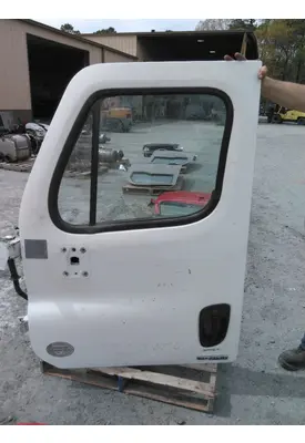FREIGHTLINER CASCADIA 113-125 DOOR ASSEMBLY, FRONT