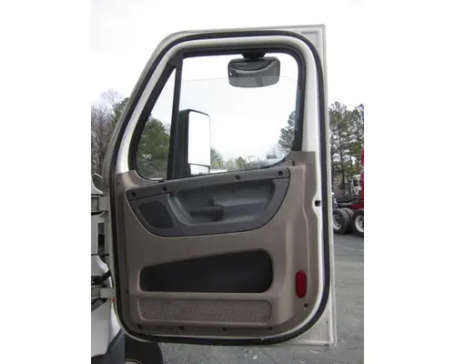 FREIGHTLINER CASCADIA 113-125 DOOR ASSEMBLY, FRONT