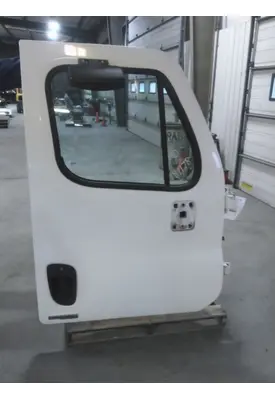 FREIGHTLINER CASCADIA 113-125 DOOR ASSEMBLY, FRONT