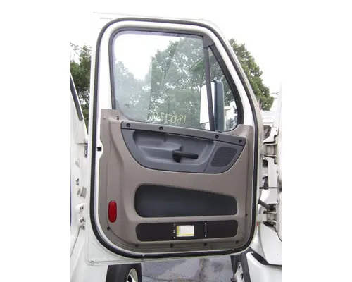 FREIGHTLINER CASCADIA 113-125 DOOR ASSEMBLY, FRONT