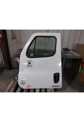 FREIGHTLINER CASCADIA 113-125 DOOR ASSEMBLY, FRONT