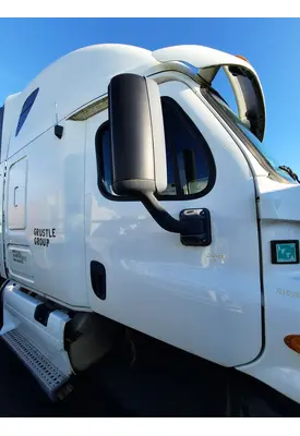 FREIGHTLINER CASCADIA 113-125 DOOR ASSEMBLY, FRONT