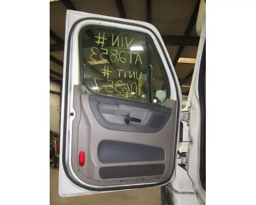 FREIGHTLINER CASCADIA 113-125 DOOR ASSEMBLY, FRONT