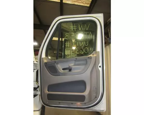 FREIGHTLINER CASCADIA 113-125 DOOR ASSEMBLY, FRONT