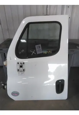 FREIGHTLINER CASCADIA 113-125 DOOR ASSEMBLY, FRONT