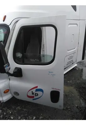 FREIGHTLINER CASCADIA 113-125 DOOR ASSEMBLY, FRONT