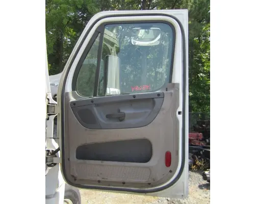 FREIGHTLINER CASCADIA 113-125 DOOR ASSEMBLY, FRONT