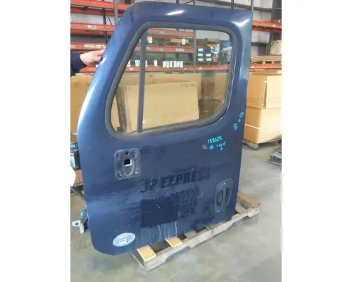 FREIGHTLINER CASCADIA 113-125 DOOR ASSEMBLY, FRONT