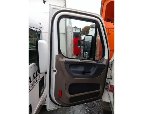FREIGHTLINER CASCADIA 113-125 DOOR ASSEMBLY, FRONT