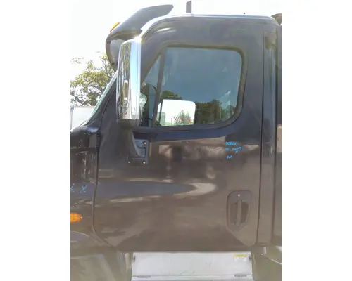 FREIGHTLINER CASCADIA 113-125 DOOR ASSEMBLY, FRONT