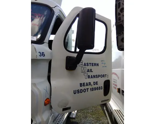 FREIGHTLINER CASCADIA 113-125 DOOR ASSEMBLY, FRONT
