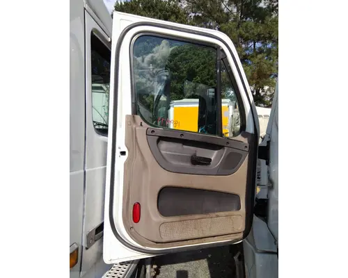 FREIGHTLINER CASCADIA 113-125 DOOR ASSEMBLY, FRONT