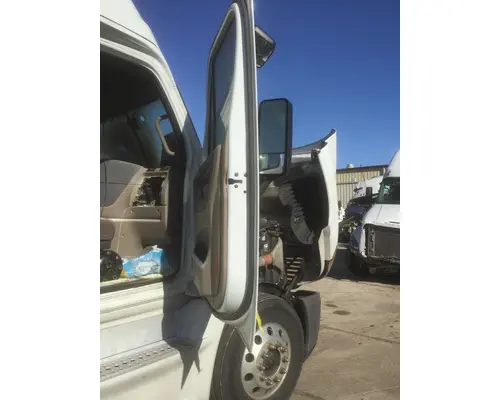 FREIGHTLINER CASCADIA 113-125 DOOR ASSEMBLY, FRONT