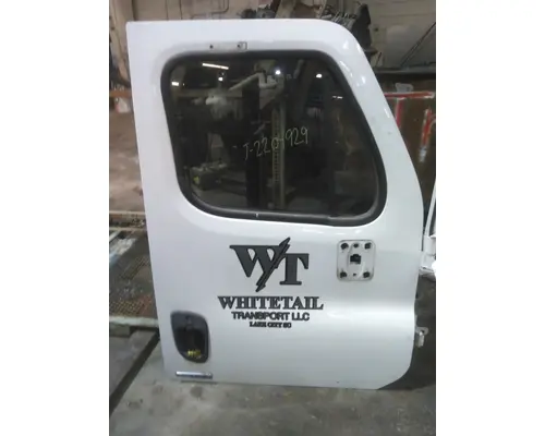 FREIGHTLINER CASCADIA 113-125 DOOR ASSEMBLY, FRONT