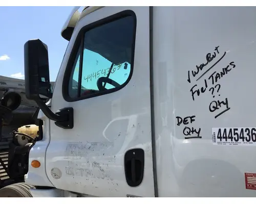 FREIGHTLINER CASCADIA 113-125 DOOR ASSEMBLY, FRONT