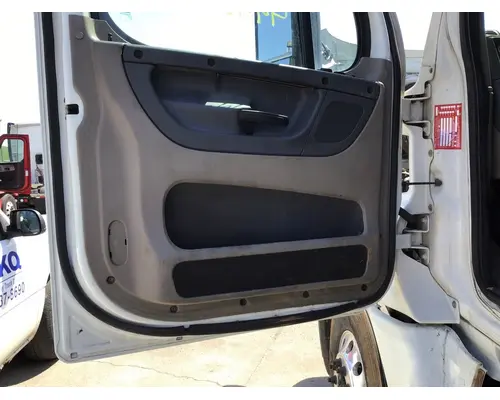FREIGHTLINER CASCADIA 113-125 DOOR ASSEMBLY, FRONT