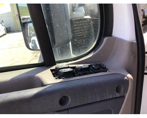 FREIGHTLINER CASCADIA 113-125 DOOR ASSEMBLY, FRONT