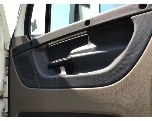 FREIGHTLINER CASCADIA 113-125 DOOR ASSEMBLY, FRONT