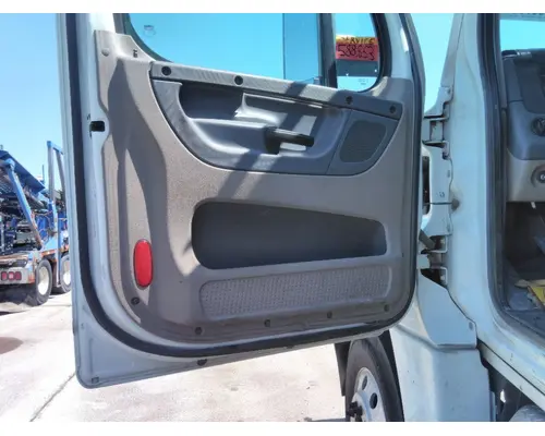 FREIGHTLINER CASCADIA 113-125 DOOR ASSEMBLY, FRONT