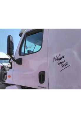 FREIGHTLINER CASCADIA 113-125 DOOR ASSEMBLY, FRONT
