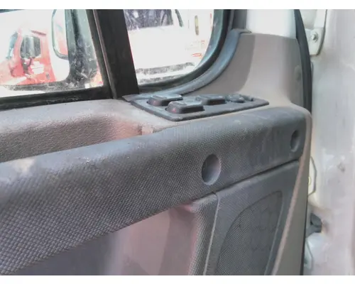 FREIGHTLINER CASCADIA 113-125 DOOR ASSEMBLY, FRONT