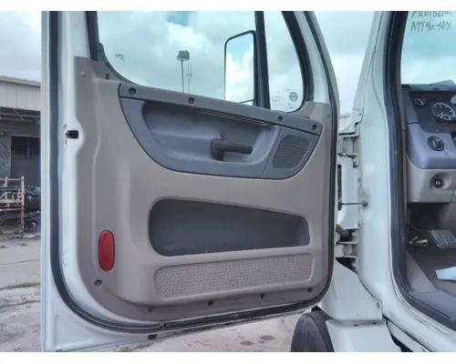 FREIGHTLINER CASCADIA 113-125 DOOR ASSEMBLY, FRONT