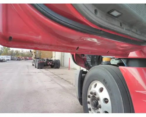 FREIGHTLINER CASCADIA 113-125 DOOR ASSEMBLY, FRONT