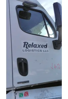 FREIGHTLINER CASCADIA 113-125 DOOR ASSEMBLY, FRONT