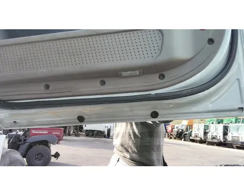 FREIGHTLINER CASCADIA 113-125 DOOR ASSEMBLY, FRONT