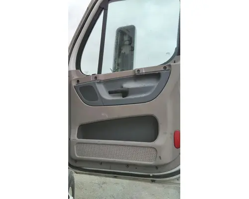 FREIGHTLINER CASCADIA 113-125 DOOR ASSEMBLY, FRONT