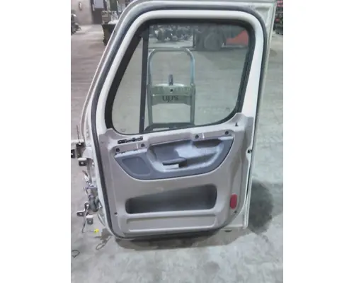 FREIGHTLINER CASCADIA 113-125 DOOR ASSEMBLY, FRONT