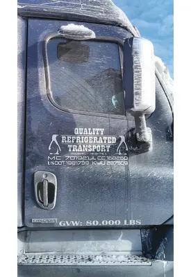 FREIGHTLINER CASCADIA 113-125 DOOR ASSEMBLY, FRONT