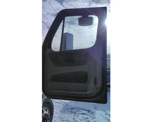 FREIGHTLINER CASCADIA 113-125 DOOR ASSEMBLY, FRONT