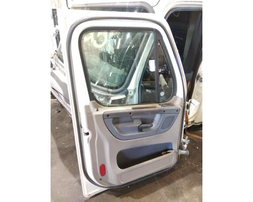 FREIGHTLINER CASCADIA 113-125 DOOR ASSEMBLY, FRONT
