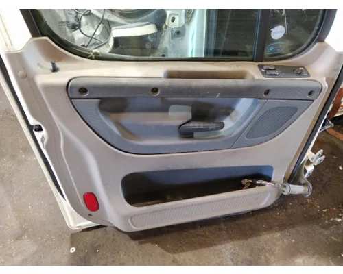 FREIGHTLINER CASCADIA 113-125 DOOR ASSEMBLY, FRONT