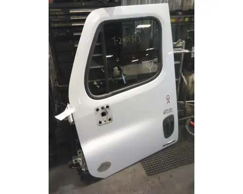 FREIGHTLINER CASCADIA 113-125 DOOR ASSEMBLY, FRONT
