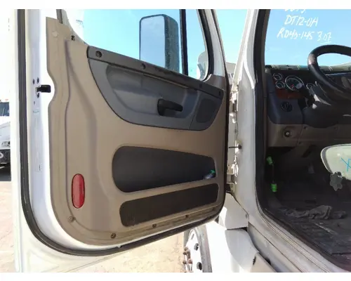 FREIGHTLINER CASCADIA 113-125 DOOR ASSEMBLY, FRONT