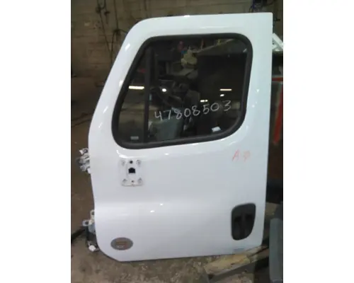 FREIGHTLINER CASCADIA 113-125 DOOR ASSEMBLY, FRONT