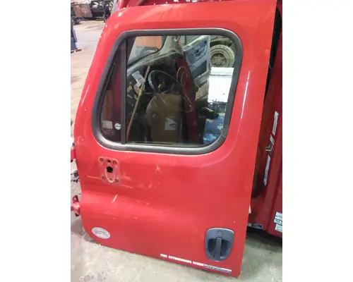 FREIGHTLINER CASCADIA 113-125 DOOR ASSEMBLY, FRONT
