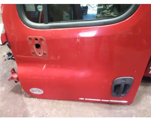 FREIGHTLINER CASCADIA 113-125 DOOR ASSEMBLY, FRONT