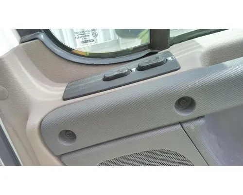 FREIGHTLINER CASCADIA 113-125 DOOR ASSEMBLY, FRONT