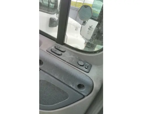 FREIGHTLINER CASCADIA 113-125 DOOR ASSEMBLY, FRONT