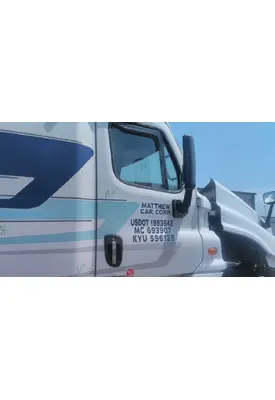 FREIGHTLINER CASCADIA 113-125 DOOR ASSEMBLY, FRONT