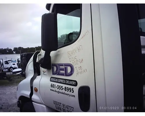 FREIGHTLINER CASCADIA 113-125 DOOR ASSEMBLY, FRONT