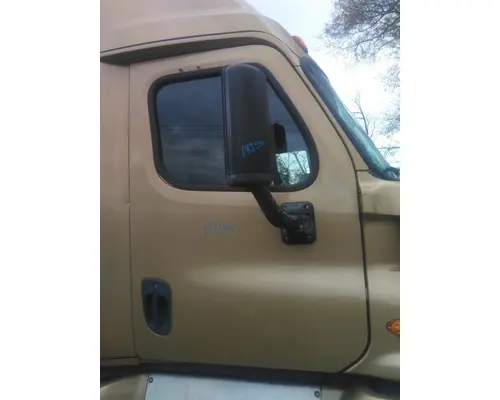 FREIGHTLINER CASCADIA 113-125 DOOR ASSEMBLY, FRONT